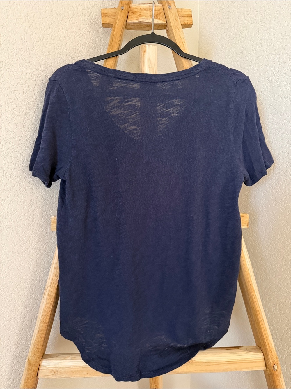 ATM Anthony Thomas Melillo Deep Navy V-Neck Short Sleeve Tee - Picture 8 of 9
